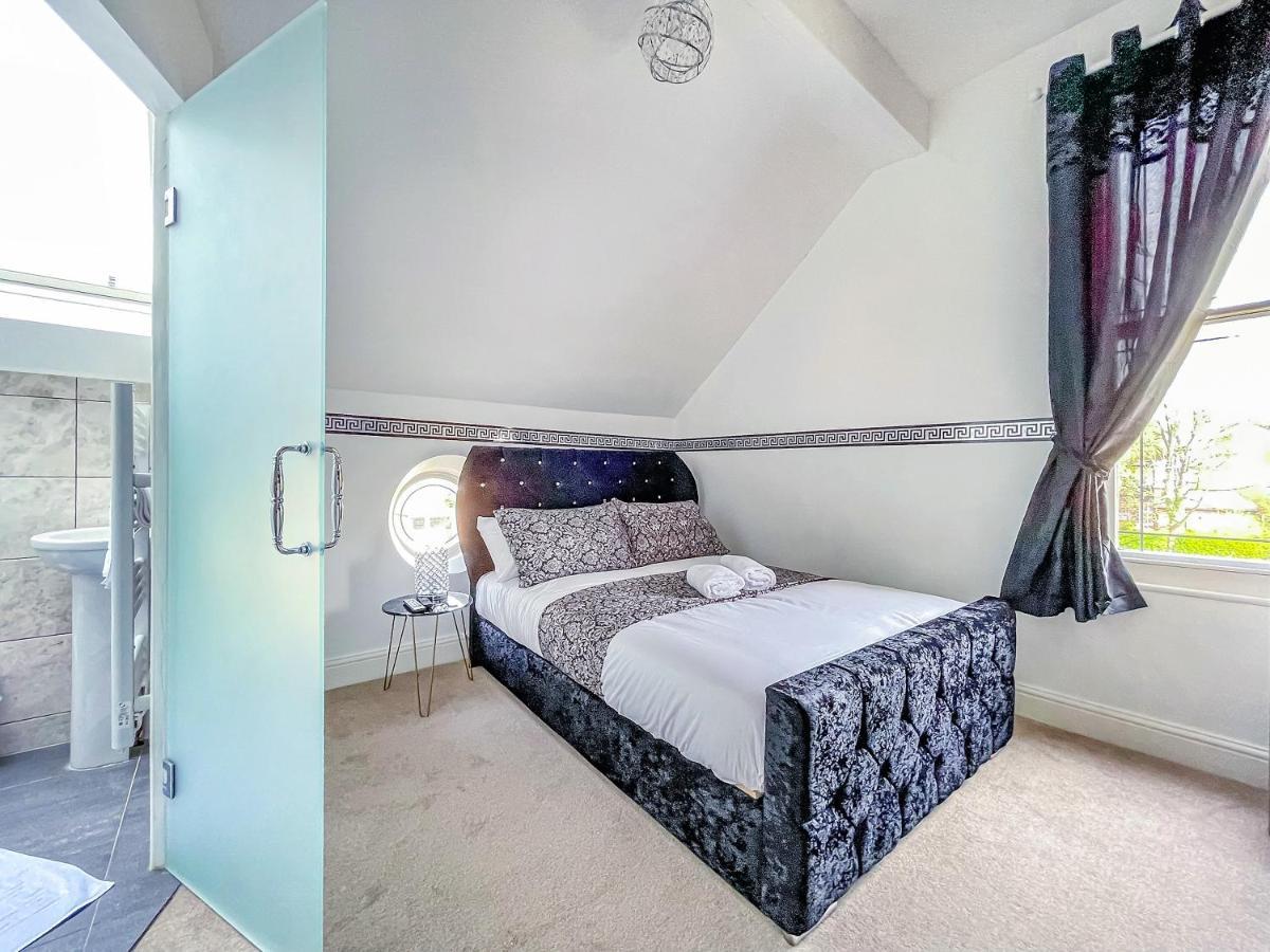 *rd9bc* For Your Relaxed & Cosy + Free Parking + Free Fast Wifi * Homestay Leeds (West Yorkshire)