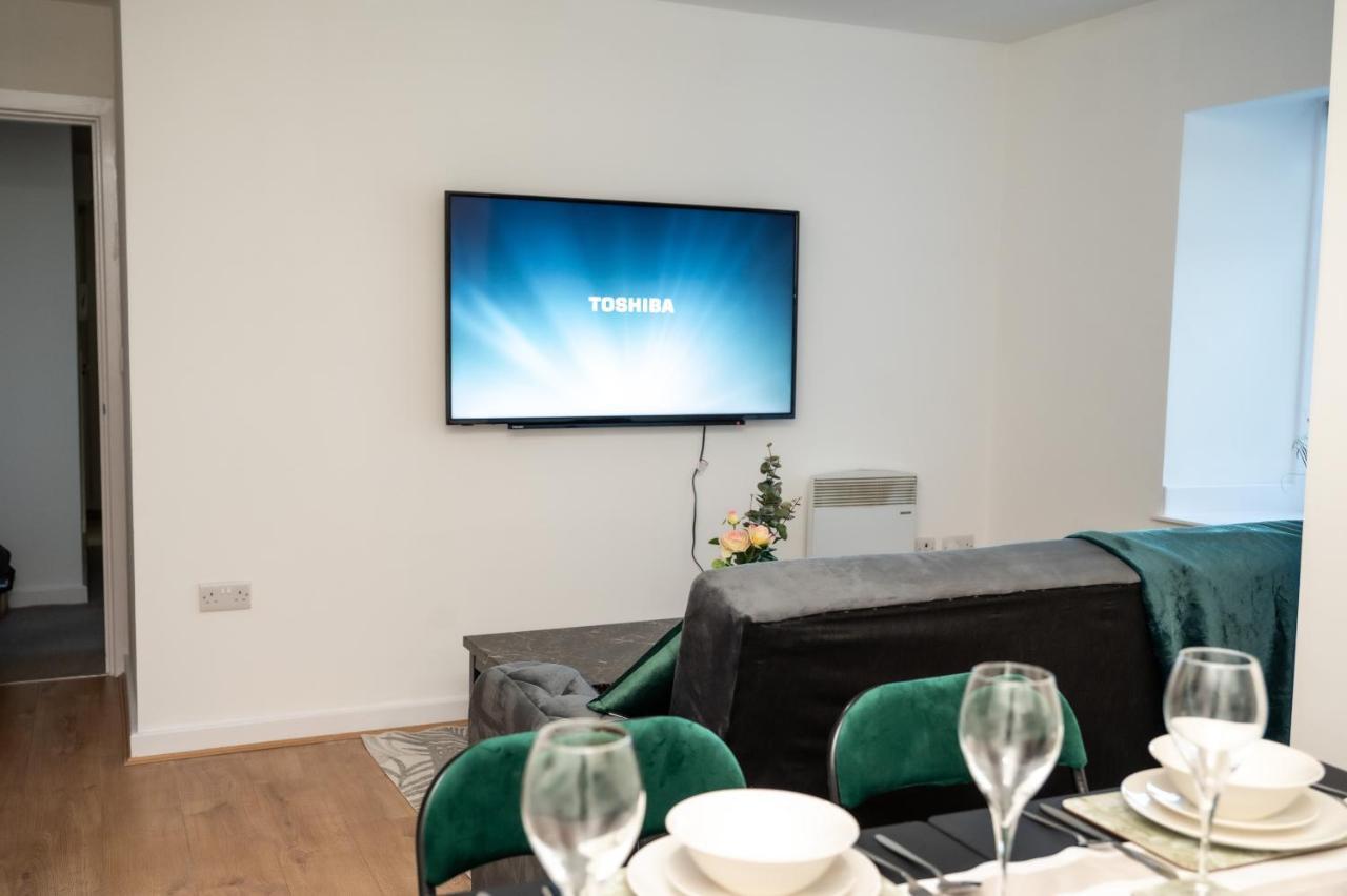 Bv Charming 2-bedroom By Kirkstall Shopping Centre, Free Parking *
