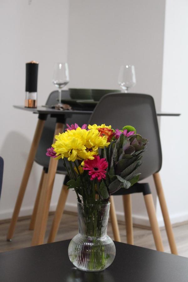 Flat 1, Westhill * Leeds (West Yorkshire)