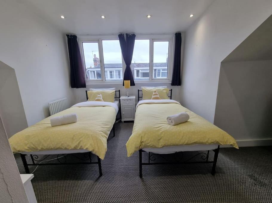 Apartment Make Yourself At Home! 34aa *