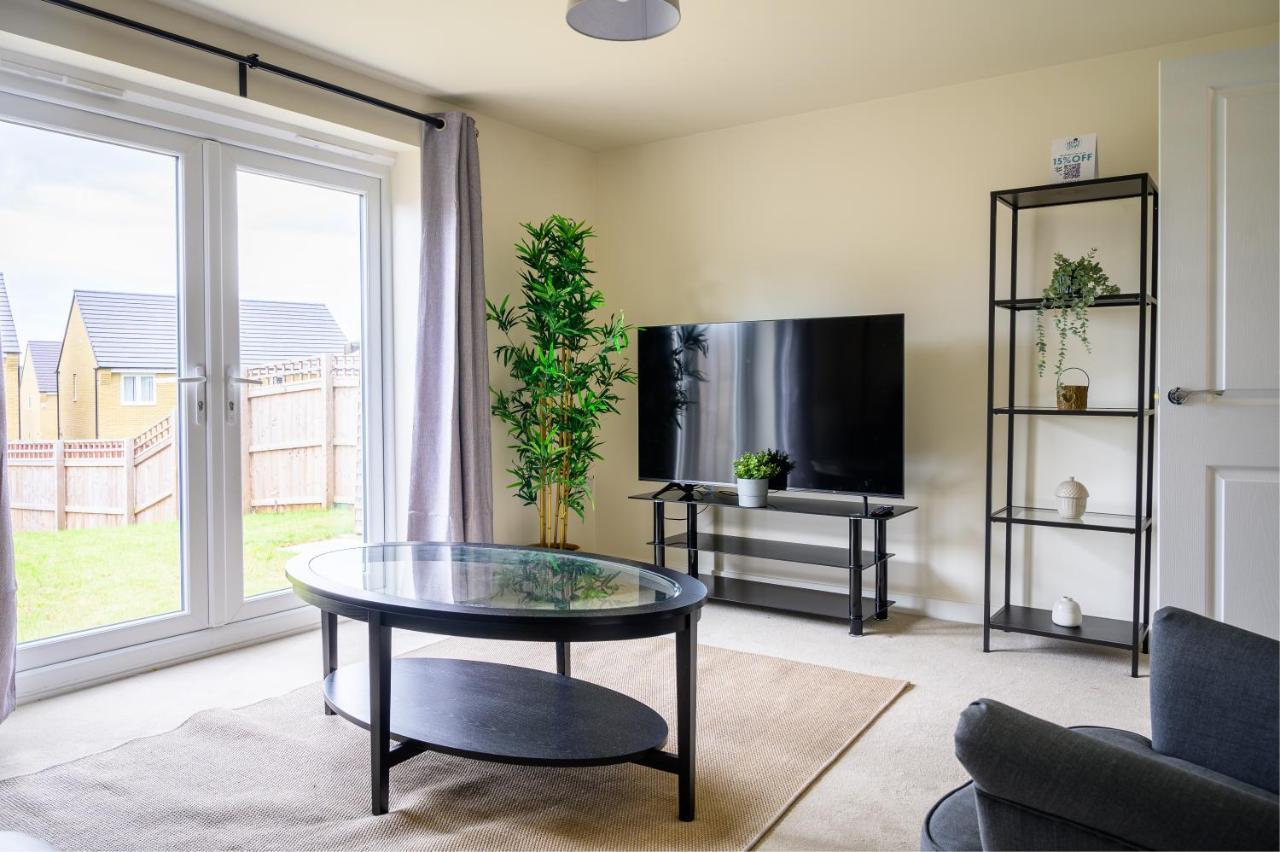 Wykebeck Mount By Our Short Stunning New Build With Plenty Of Free Parking And Fast Wifi