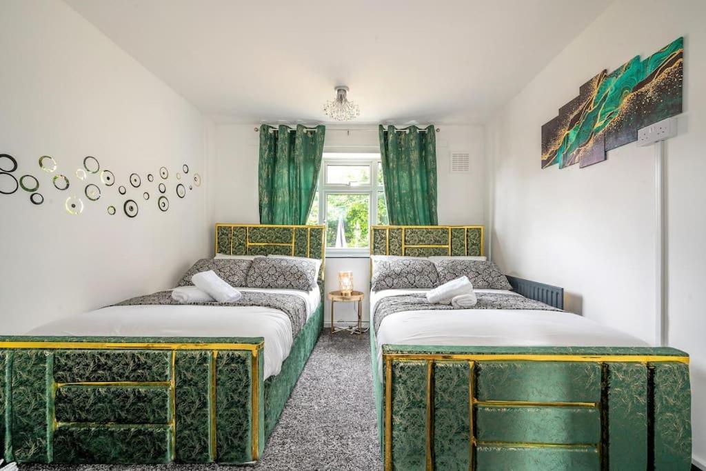 Apartment *2s6g* For Your Relaxed & Cosy + Free Parking + Free Fast Wifi * Leeds (West Yorkshire)