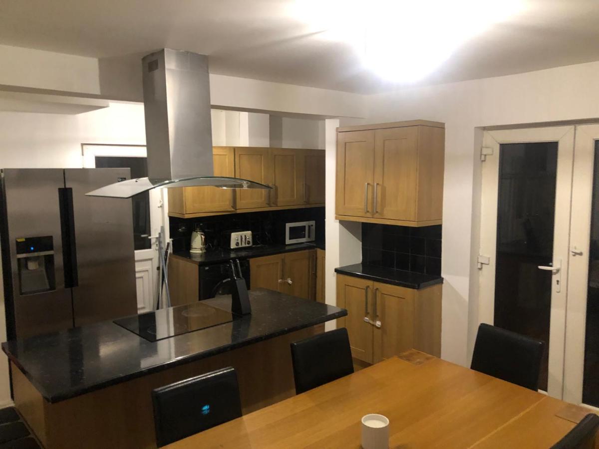 Cozzy Living Leeds (West Yorkshire)