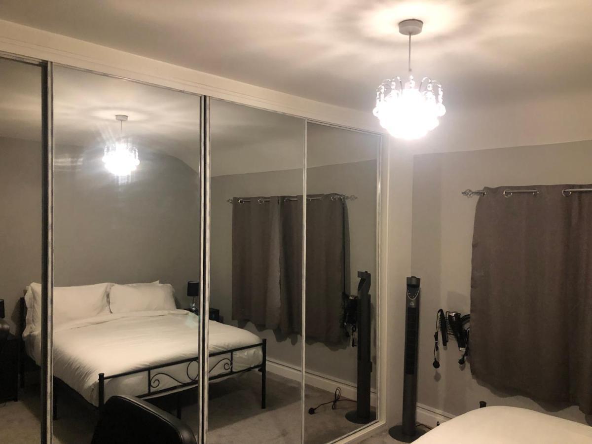 Cozzy Living Leeds (West Yorkshire)