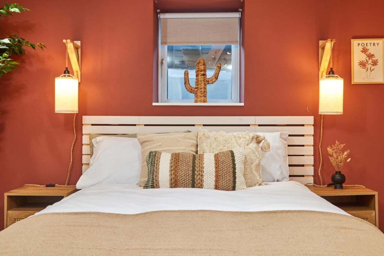 Homebird - Haddon House Holiday home *
