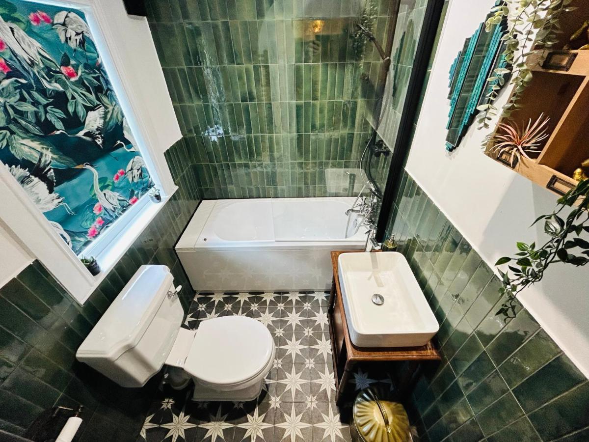 Park Mount Residences - Boutique 1 Bedroom In With Free Parking