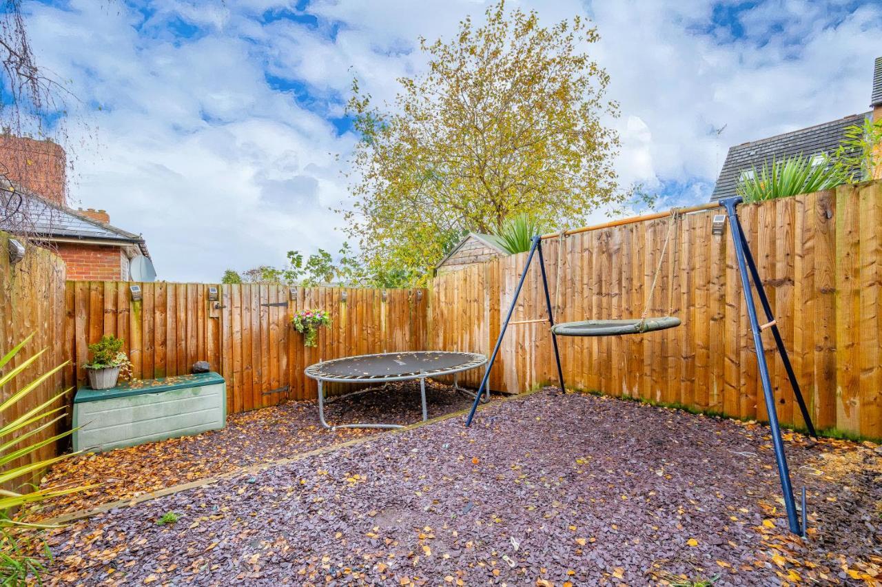 *rc27r* For Your Relaxed & Cosy + Parking * Leeds (West Yorkshire)