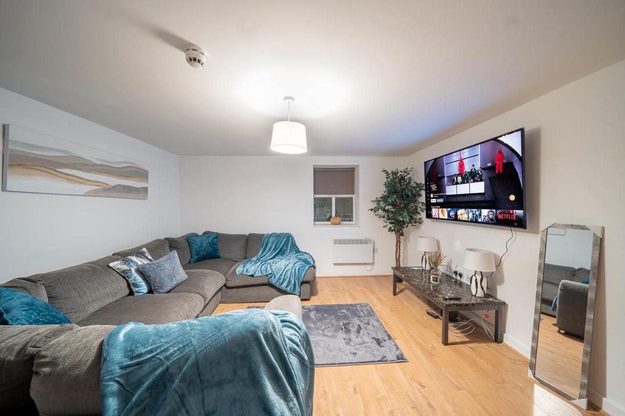Apartment Cozy 2-bedroom Ground-floor Near Kirkstall Shopping Centre Leeds (West Yorkshire)