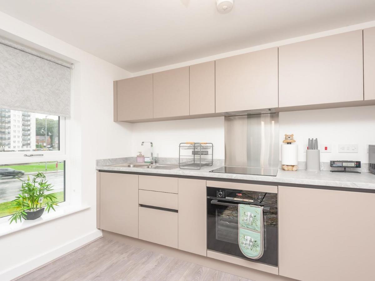 Pass The Keys Horsforth Haven - Brand New Townhouse With Balcony Holiday home