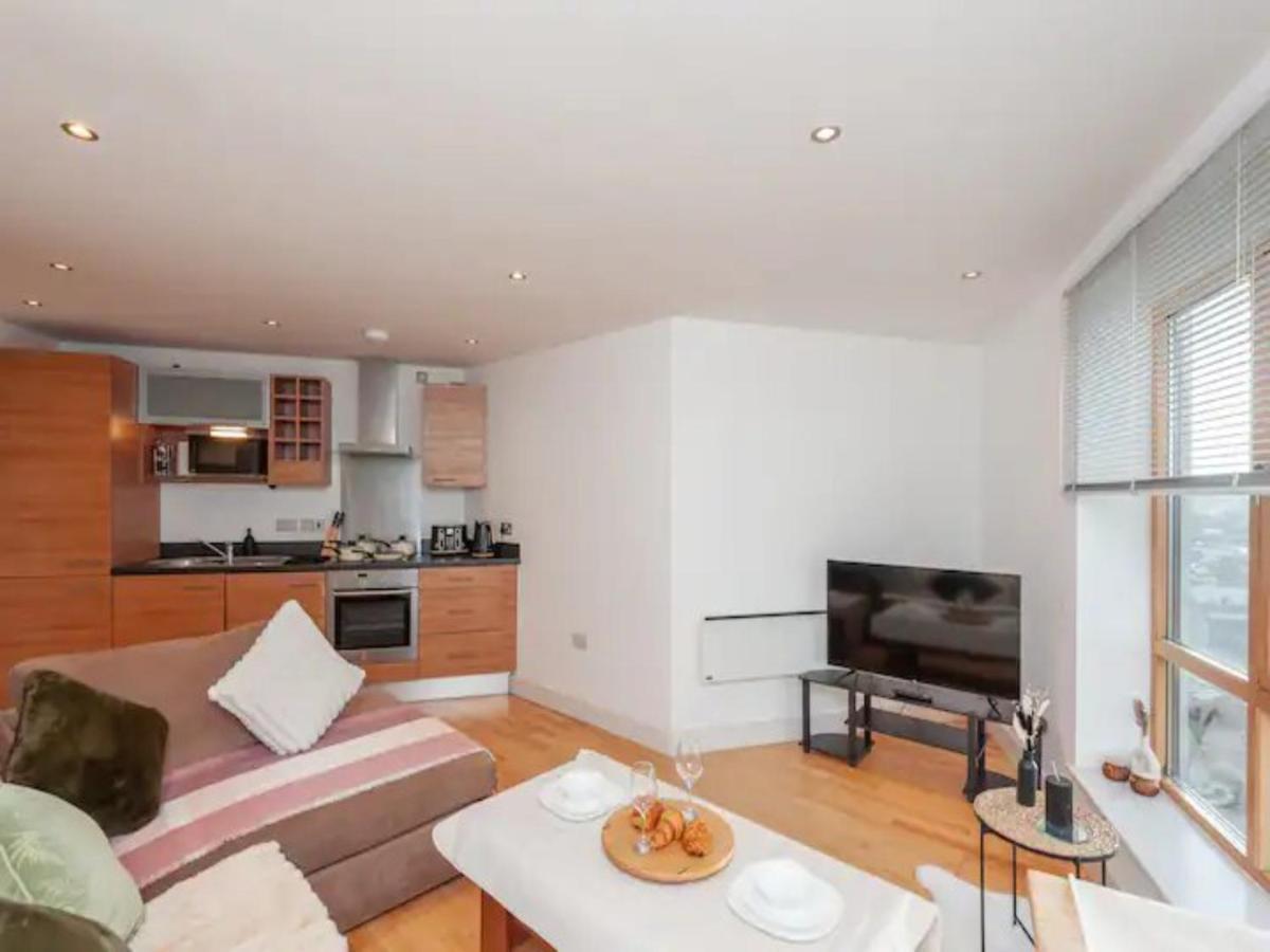 Apartment Pass The Keys Panoramic Serenity - Summer Bliss - Leeds Dock