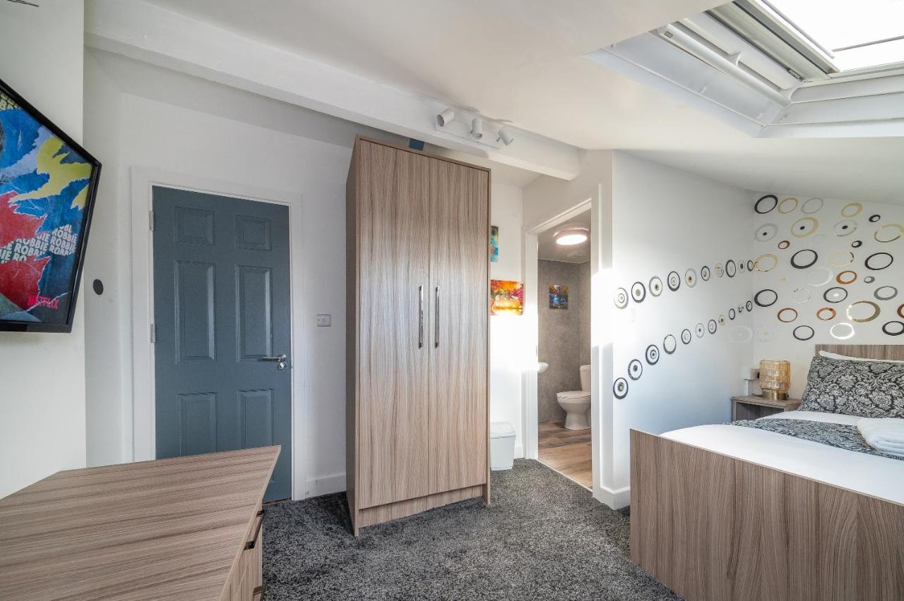 *ra12s* For Your Relaxed & Cosy + Free Parking + Free Fast Wifi * Leeds (West Yorkshire)