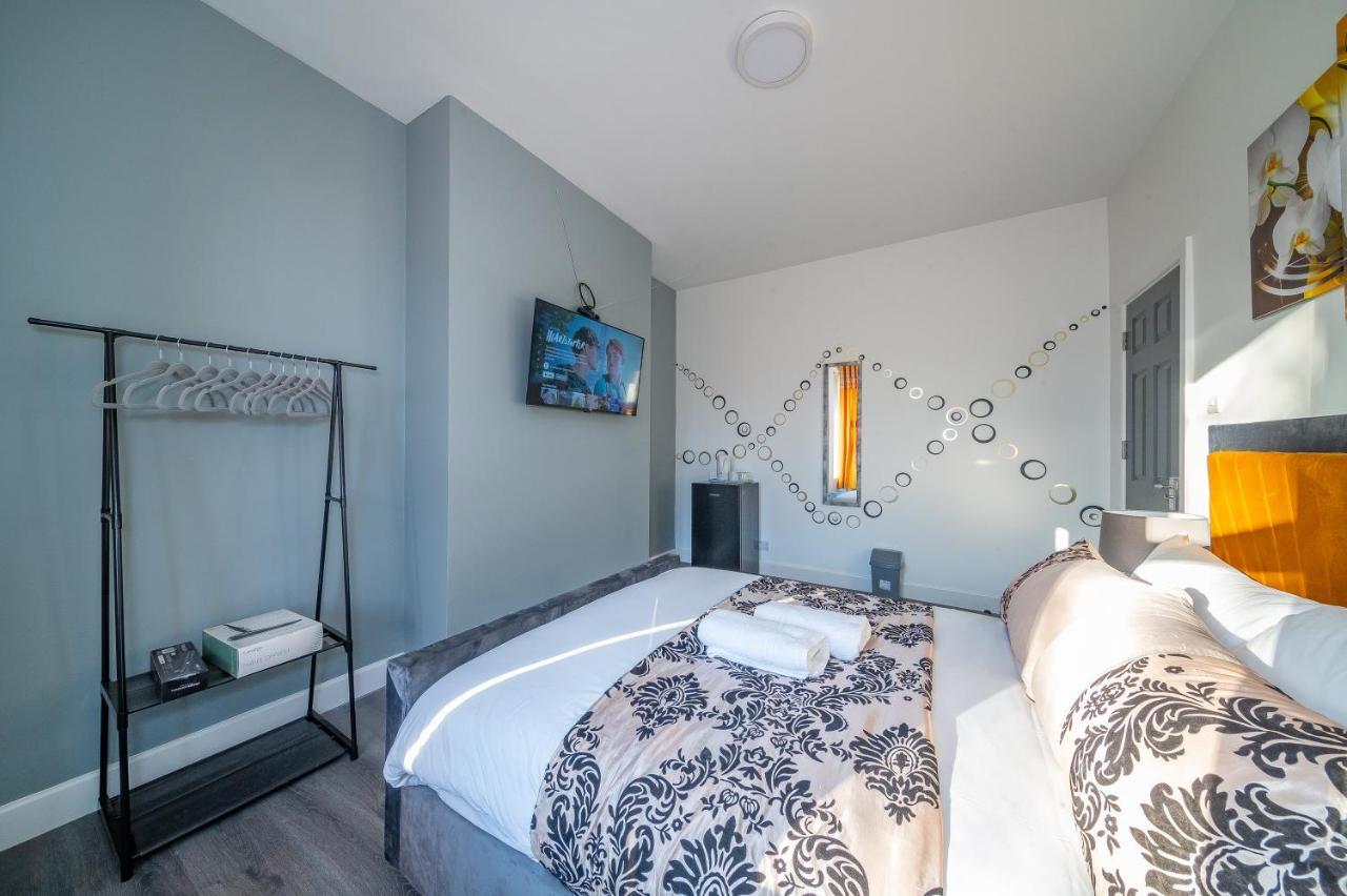 *rd12s* For Your Relaxed & Cosy + Free Parking + Free Fast Wifi * Homestay Leeds (West Yorkshire)
