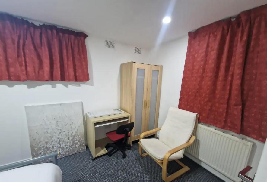 Classic Near Headingley Stadium Apartment