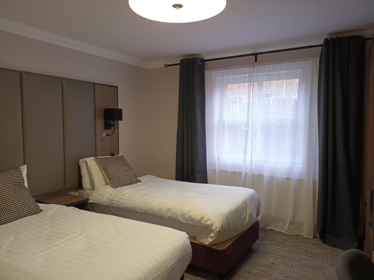 Corn Mill 3* Leeds (West Yorkshire)