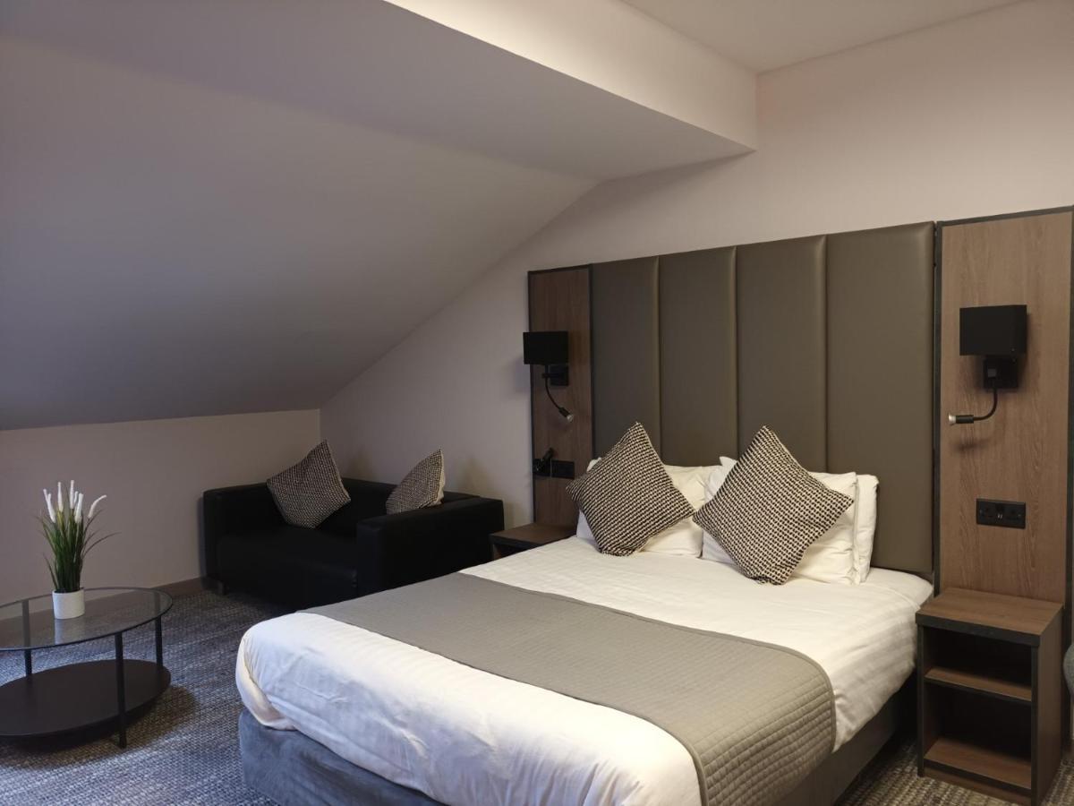 Corn Mill 3* Leeds (West Yorkshire)