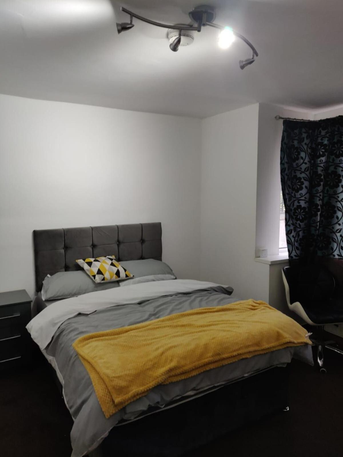 Super 7bed House - Hot Tub - Large Gathering Meets *