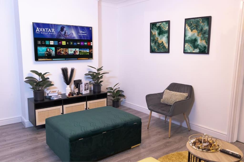 Apartment A Cosy, Elegant 3 Bed Leeds (West Yorkshire)