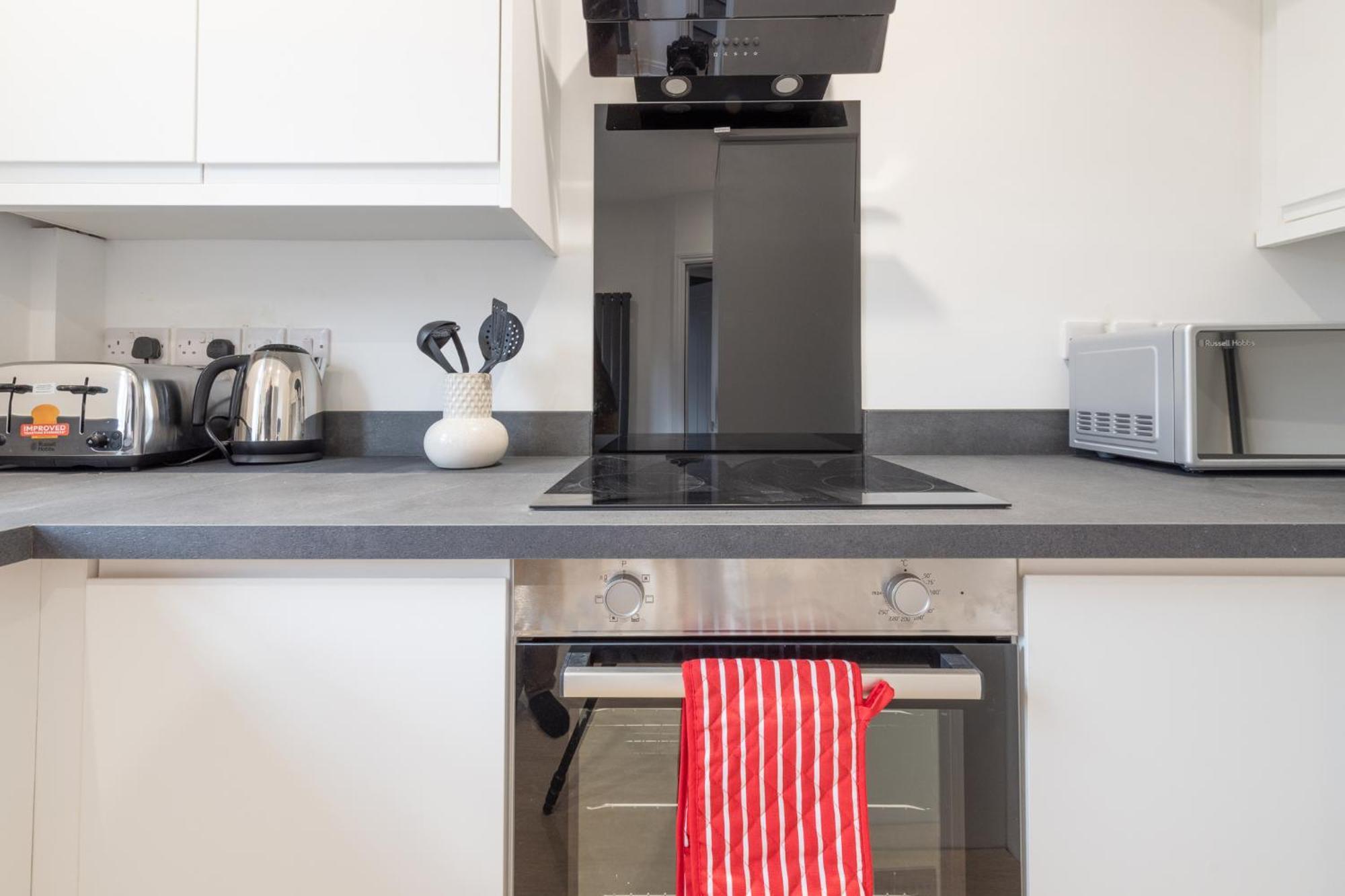 Holiday home Modern 2-bedroom House Near Leeds Centre, Ideal For Contractors & Long - Nordstay Leeds (West Yorkshire)