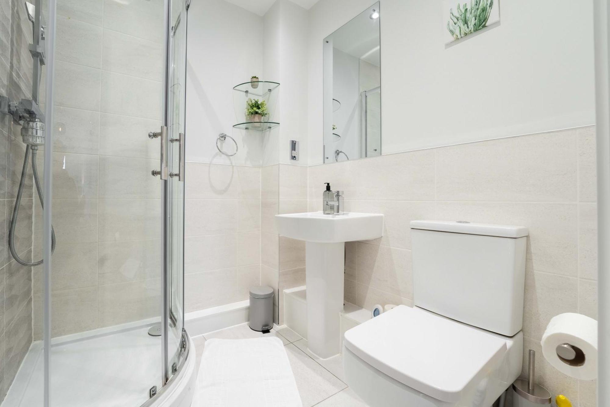 Leeds Centre 2 Bed - Parking Available * Leeds (West Yorkshire)