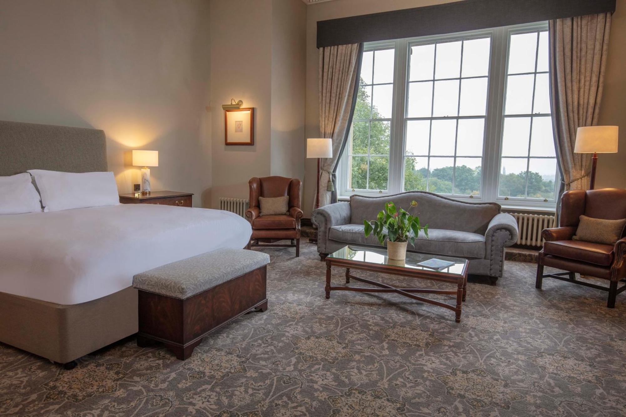 Oulton Hall Hotel, & Golf Hotel