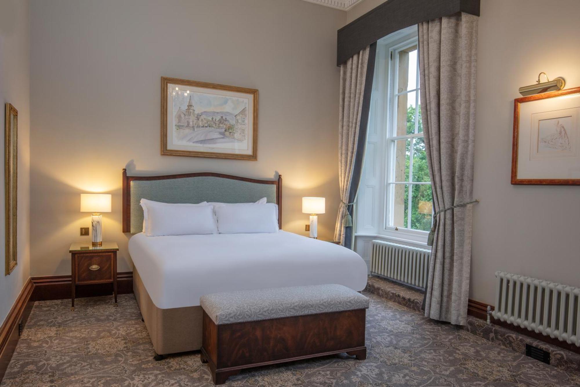 Oulton Hall Hotel, & Golf Hotel Leeds (West Yorkshire)