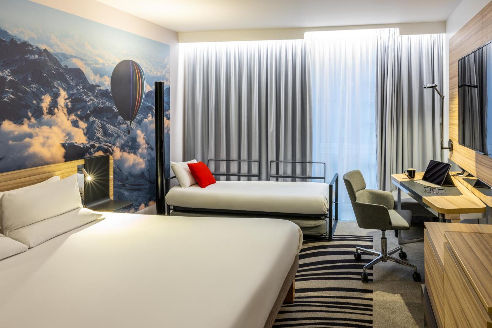 Hotel Novotel Leeds Centre 4*