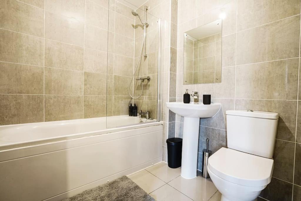 Modern Townhouse Location Free Parking Leeds (West Yorkshire)