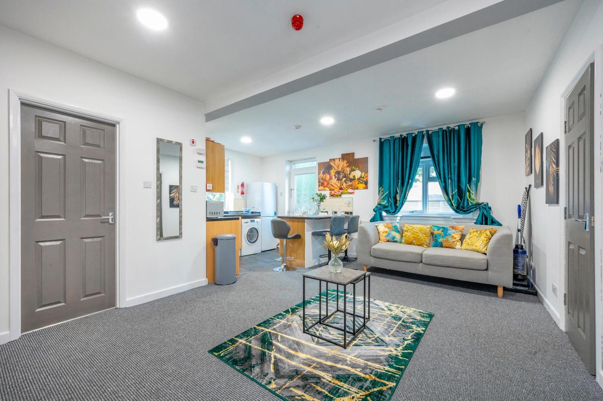 Homestay *ra9gh* For Your Relaxed & Cosy + Free Parking + Free Fast Wifi * *
