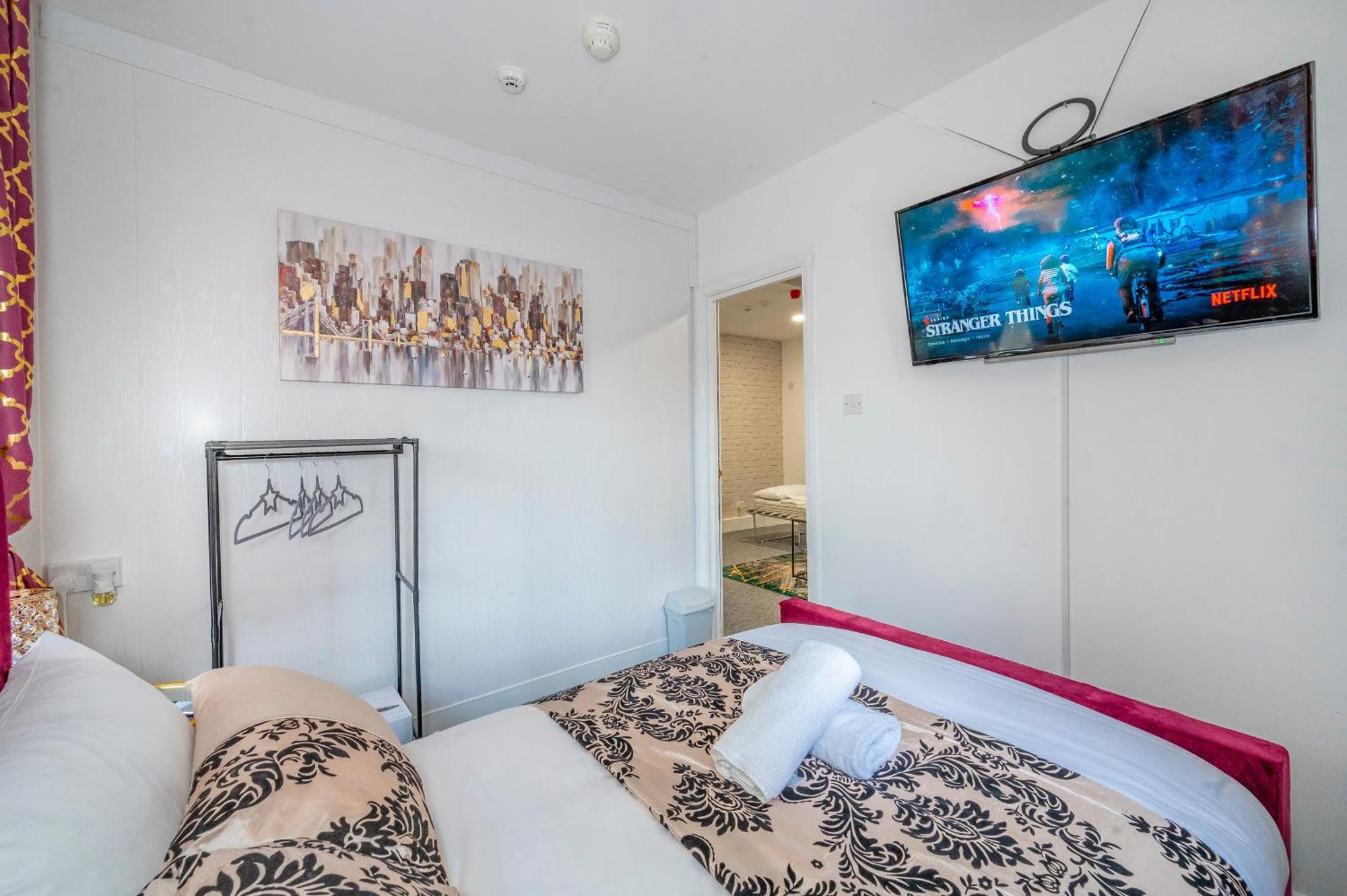 *ra9gh* For Your Relaxed & Cosy + Free Parking + Free Fast Wifi * Homestay *