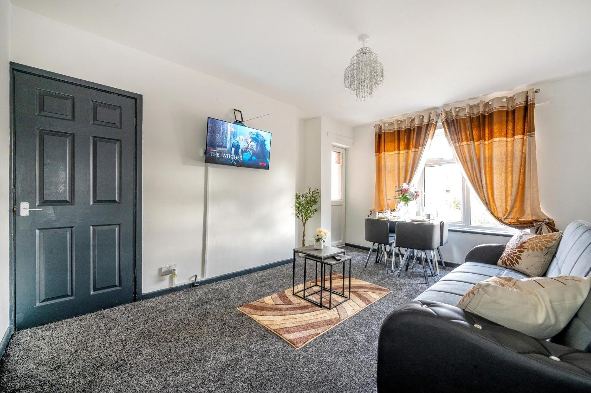 *rb26s* For Your Relaxed & Cosy + Free Parking + Free Fast Wifi * Homestay *