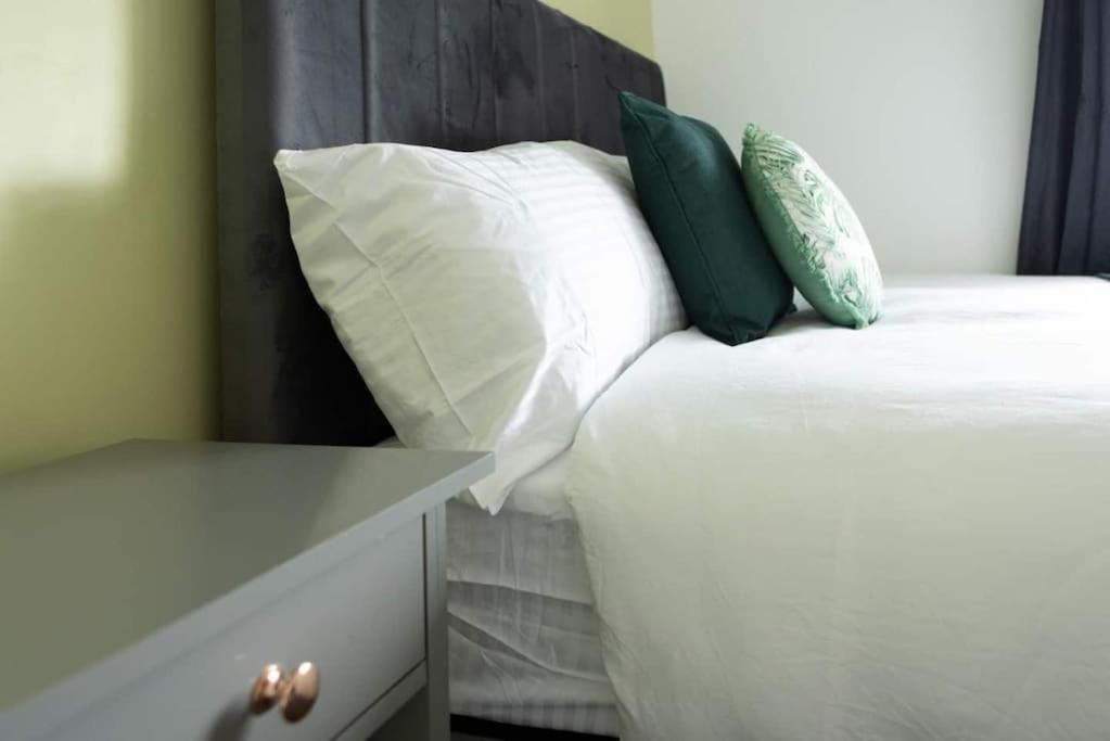 Apartment Origin - Close 2 City-centre, Shops, Netflix Leeds (West Yorkshire)