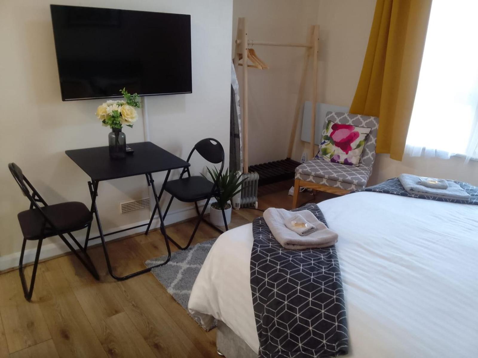 Apartment Alphastudio-leeds-walk 2-city-centre-freepark-wifi Leeds (West Yorkshire)