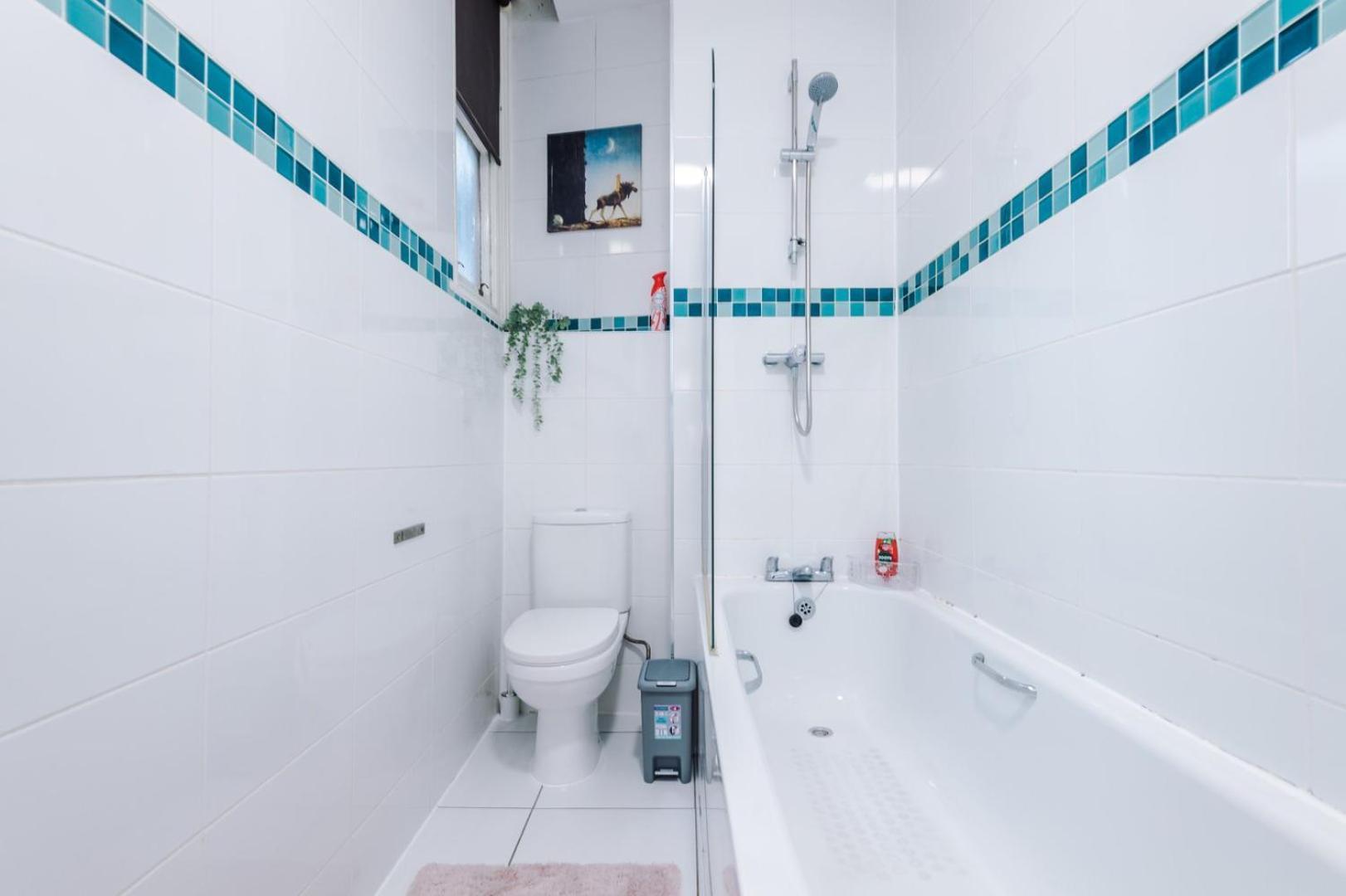 Spacious Centre Retreat In Leeds Centre *