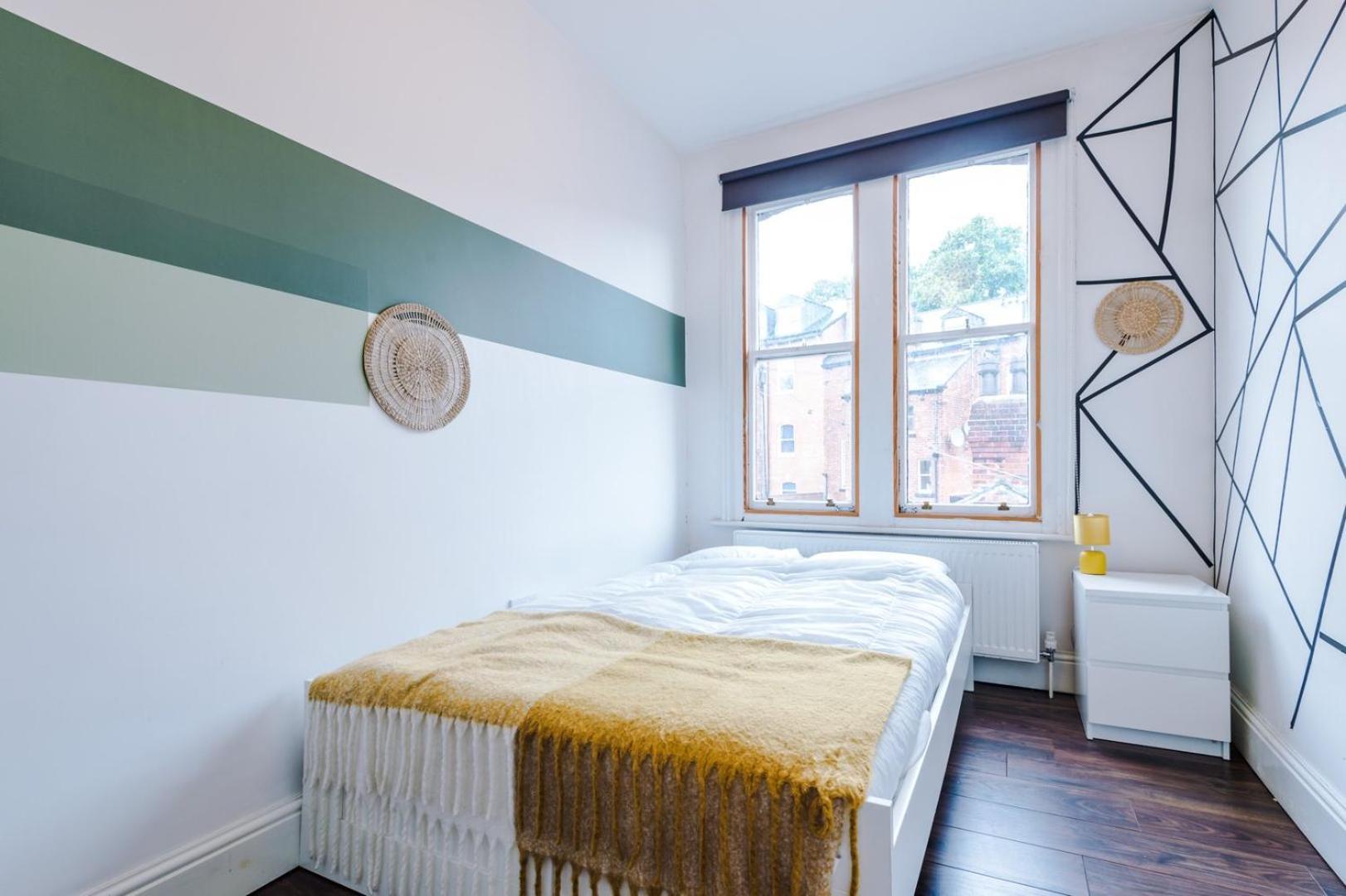 Apartment Spacious Centre Retreat In Leeds Centre *