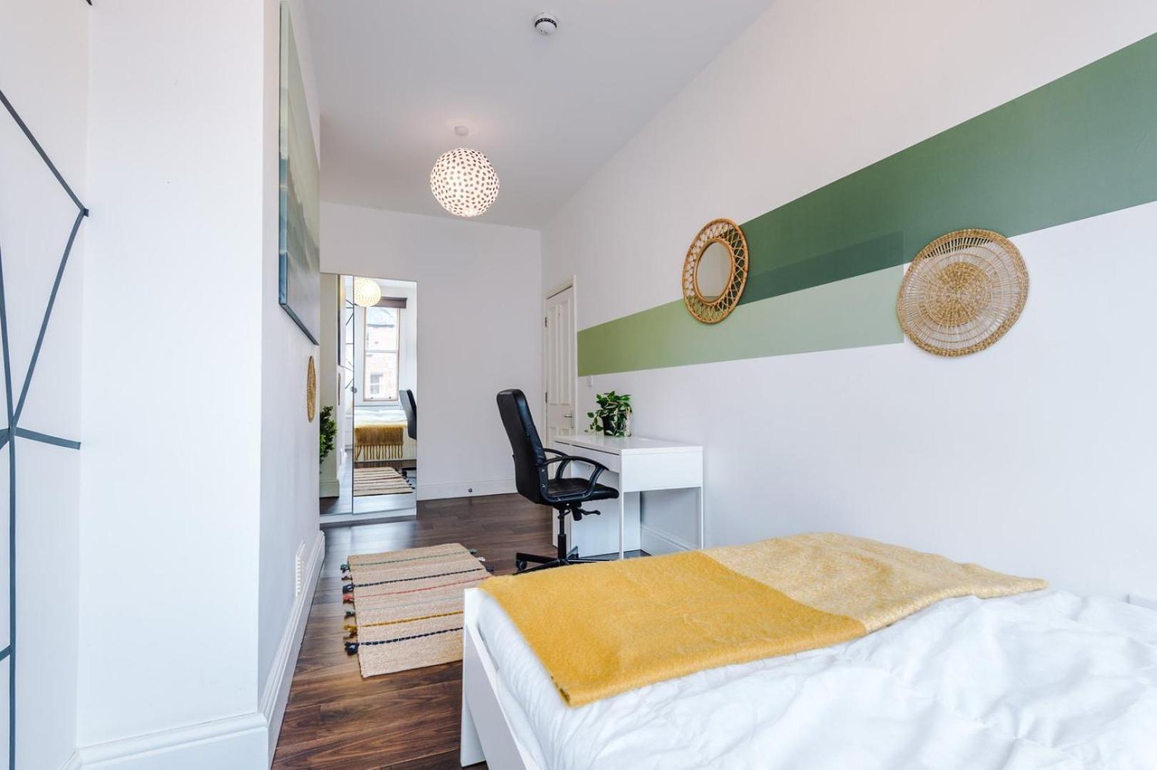 Apartment Spacious Centre Retreat In Leeds Centre Leeds (West Yorkshire)