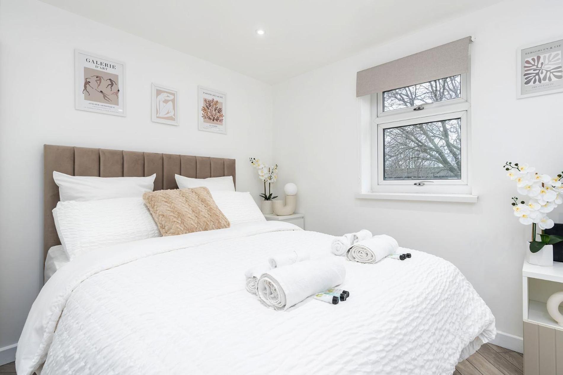 Modern 1 Bed Studio Flat Leeds Apartment Leeds (West Yorkshire)