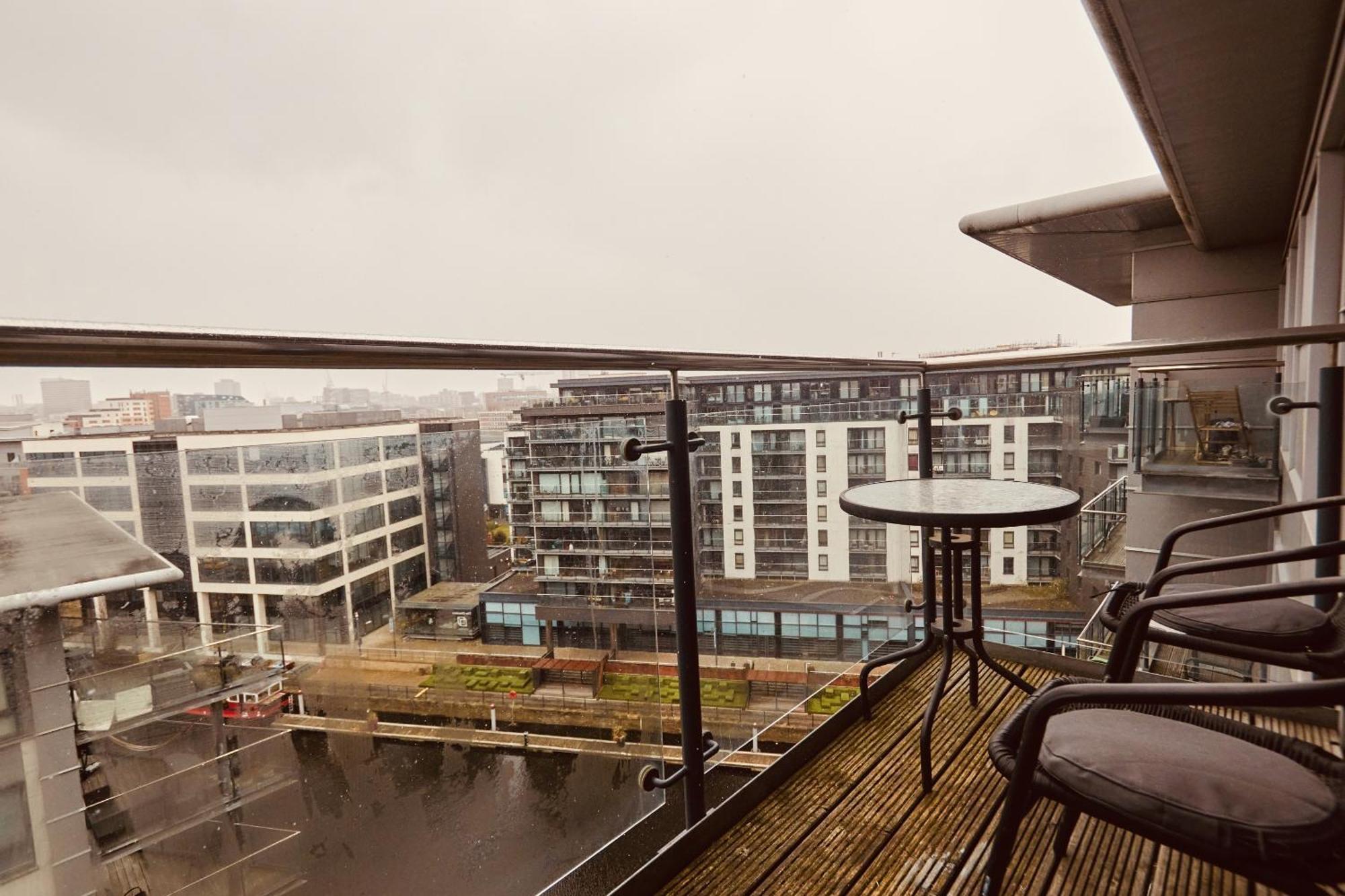 Apartment Deluxe Apt, River Canal View& Free Parking! *