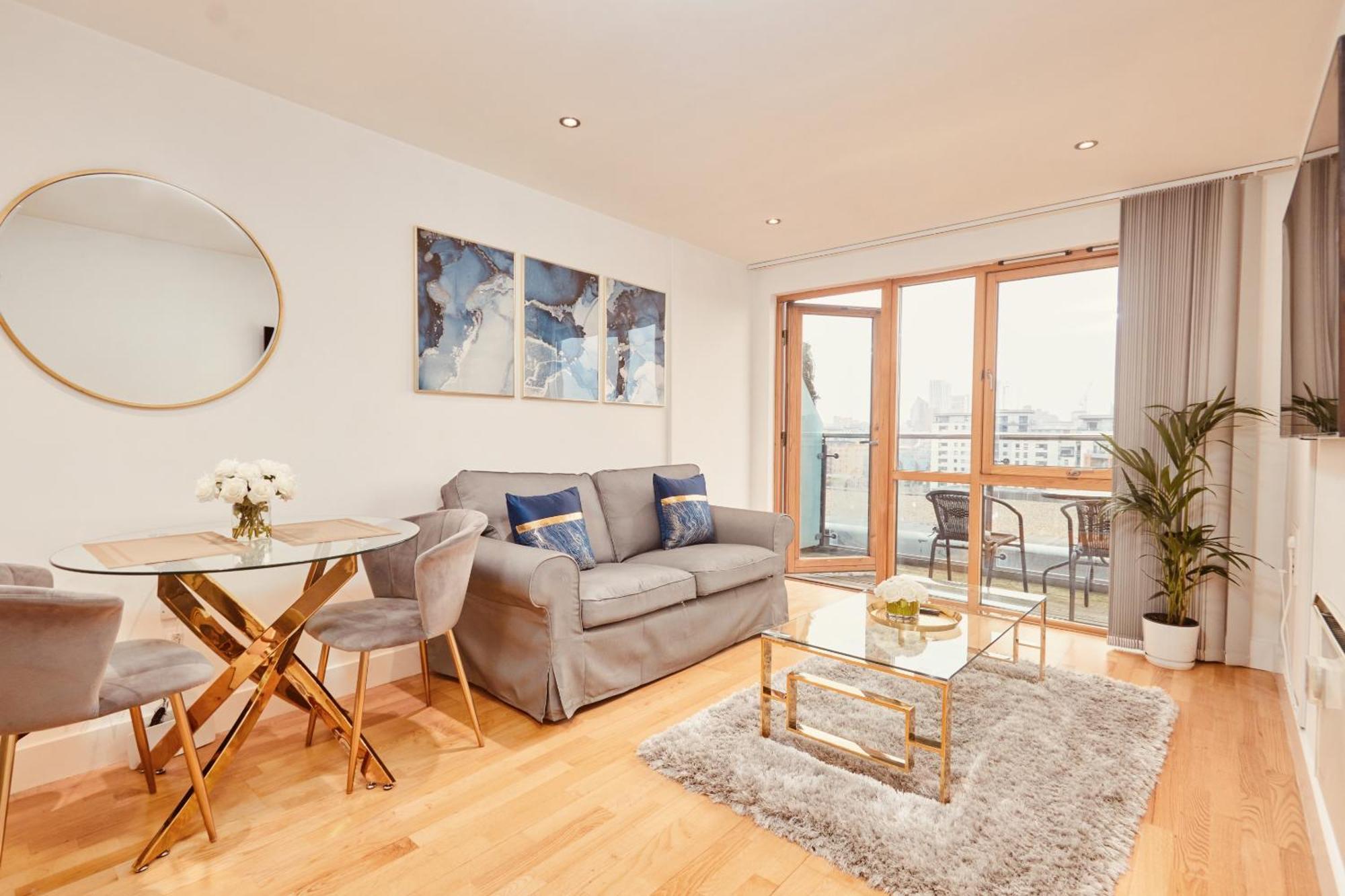 Apartment Deluxe Apt, River Canal View& Free Parking! *