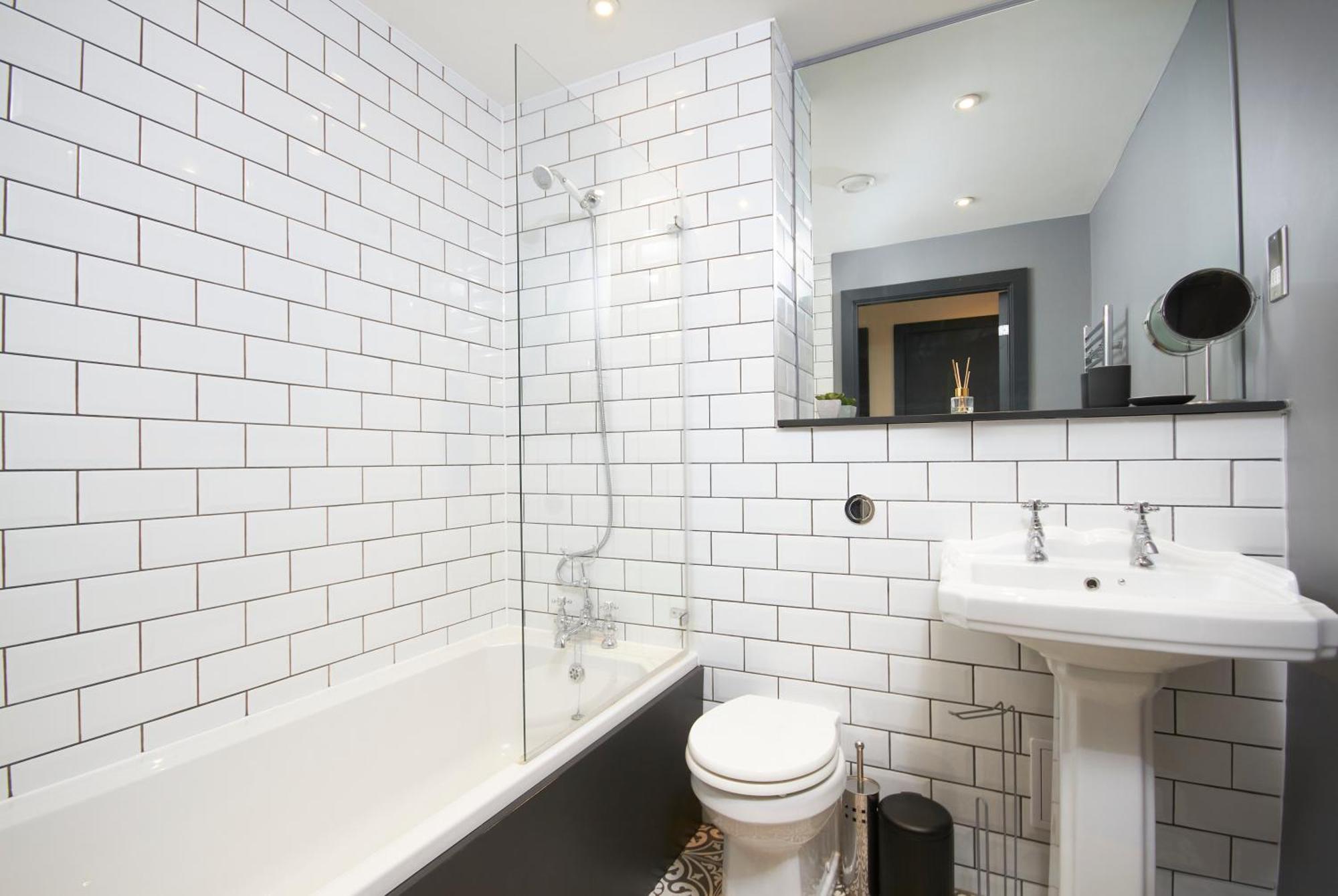 Sleek New York Style In Leeds * Leeds (West Yorkshire)