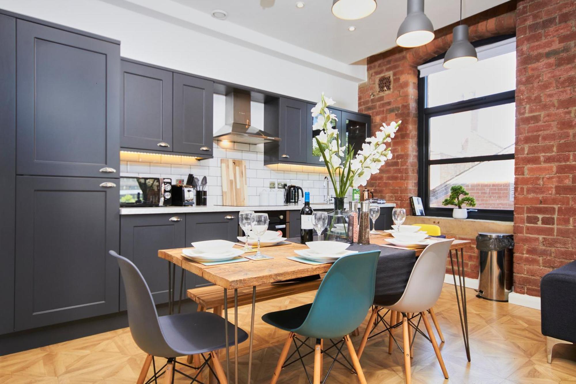 Sleek New York Style In Leeds Leeds (West Yorkshire)