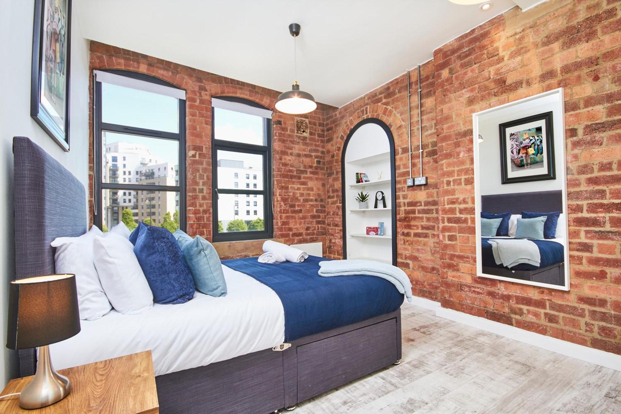 Sleek New York Style In Leeds