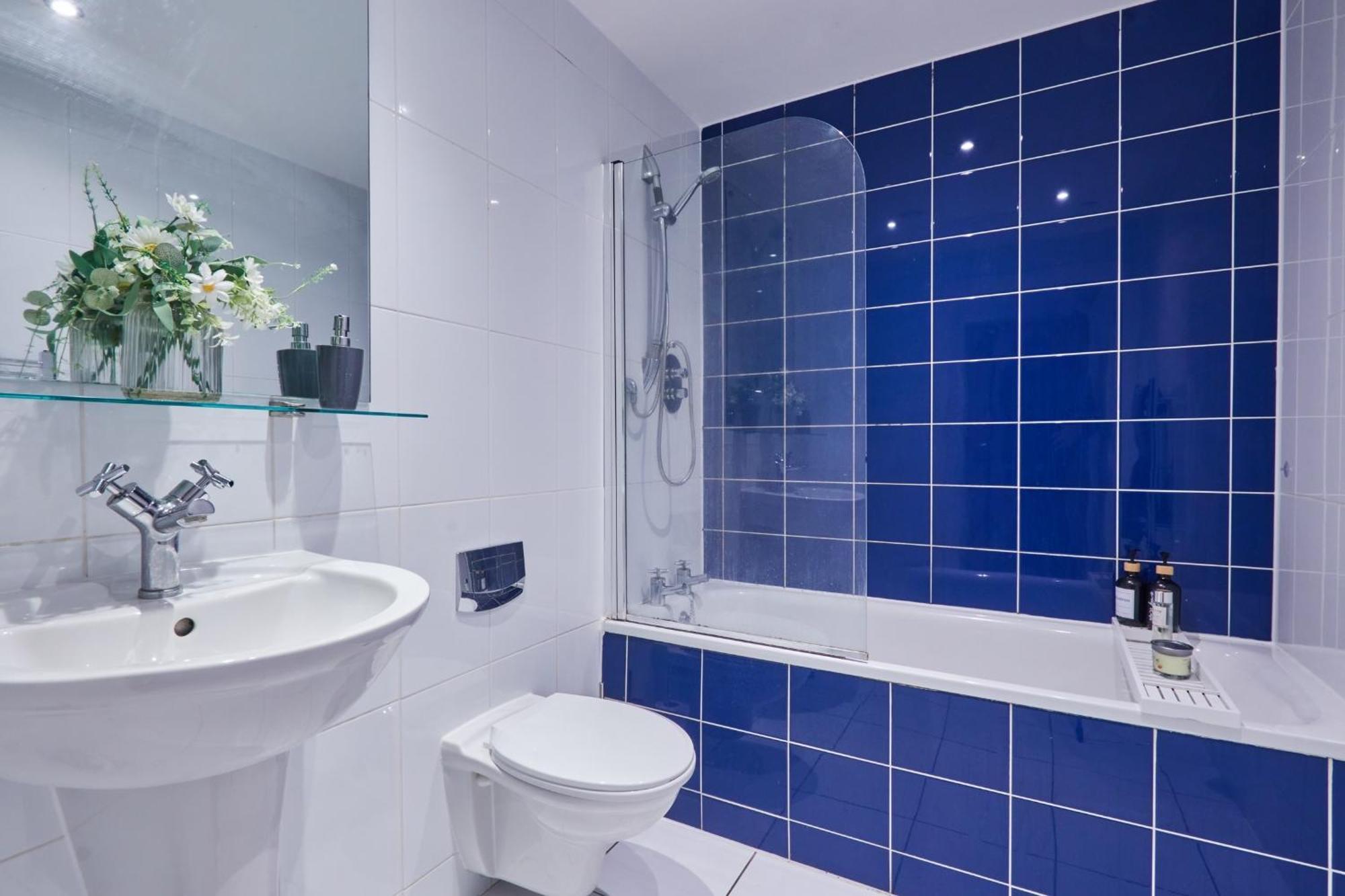 Perfect For Business & Families - Leeds Centre - 4 Beds * Leeds (West Yorkshire)