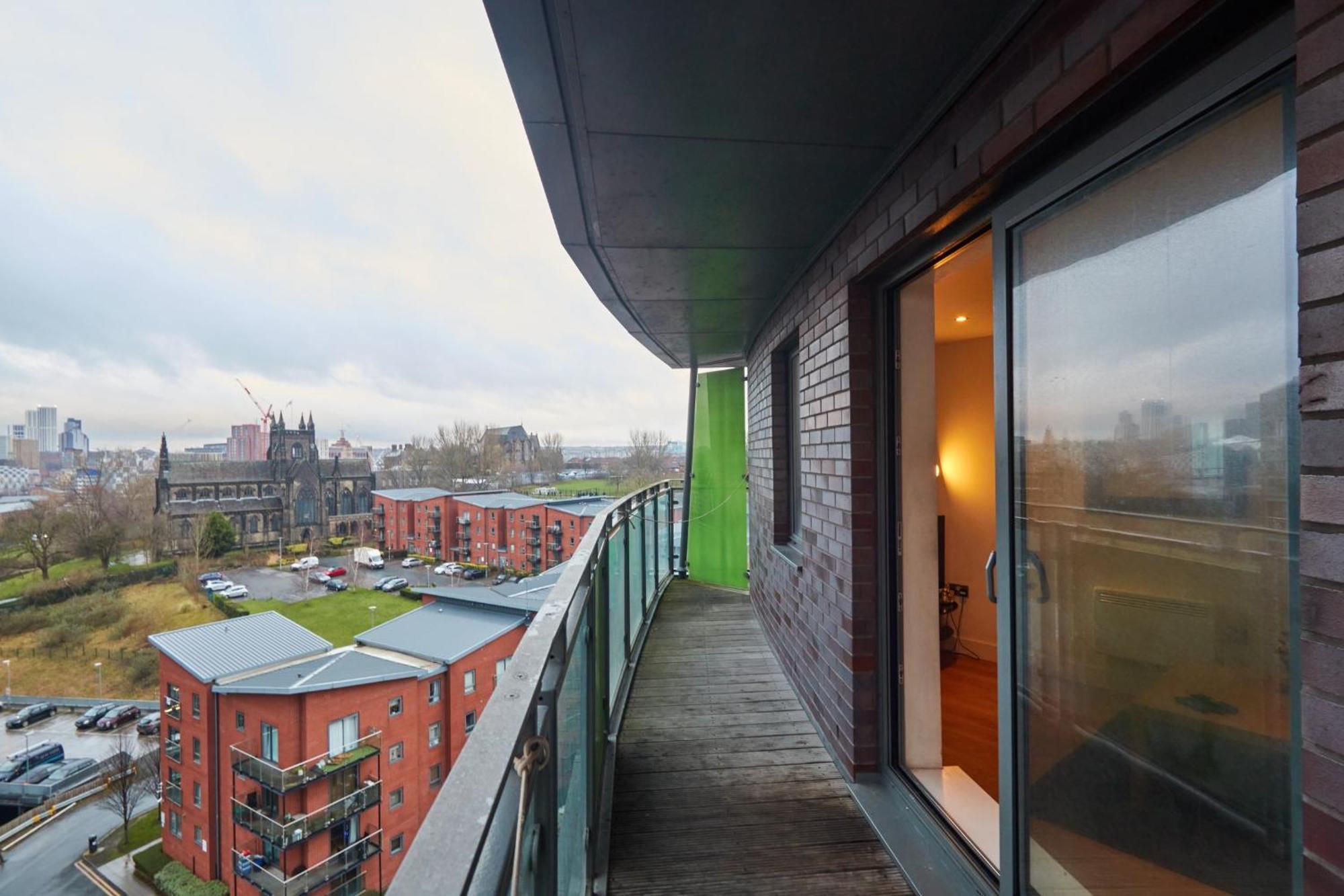 Perfect For Business & Families - Leeds Centre - 4 Beds * Leeds (West Yorkshire)