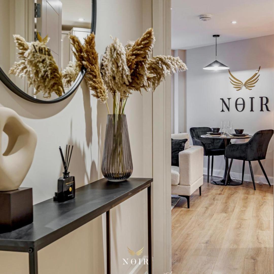 Noir - Leeds City Centre Apartment Leeds (West Yorkshire)