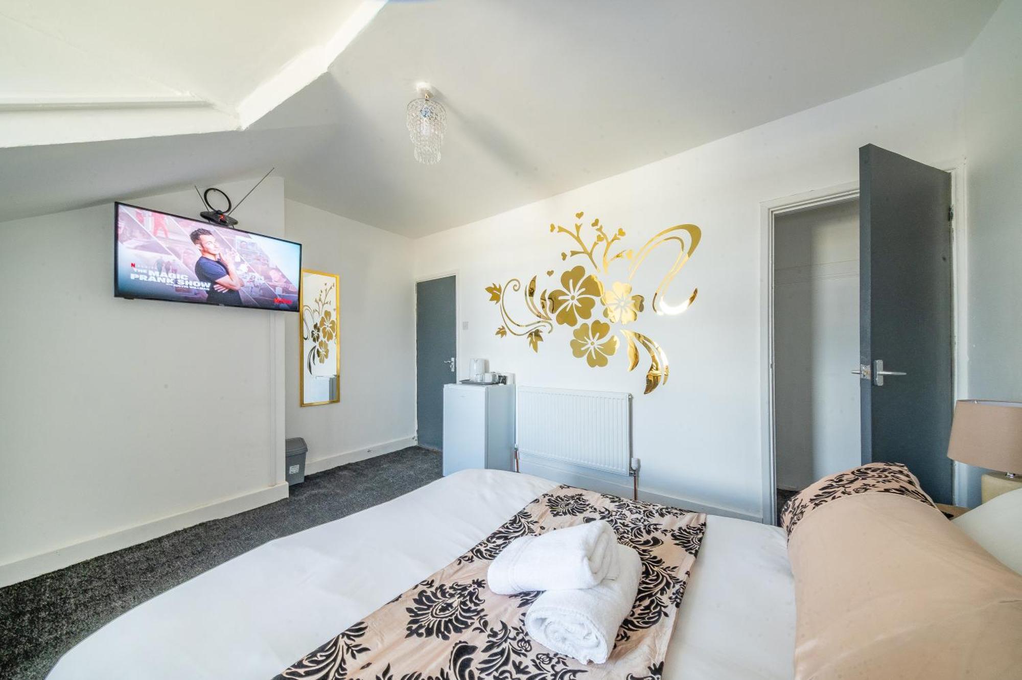 *ra246* For Your Relaxed & Cosy + Free Parking + Free Fast Wifi * * Leeds (West Yorkshire)