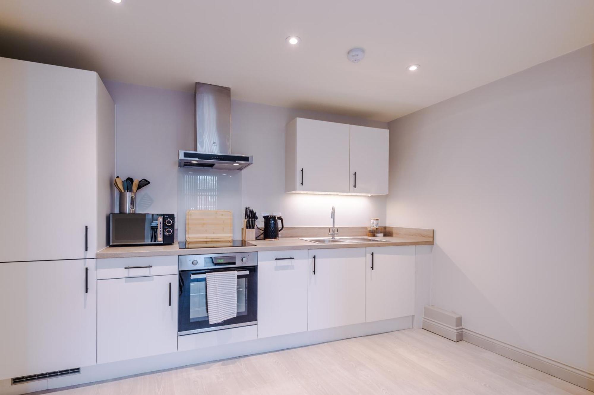 Designer In Leeds Sleeps 5 *