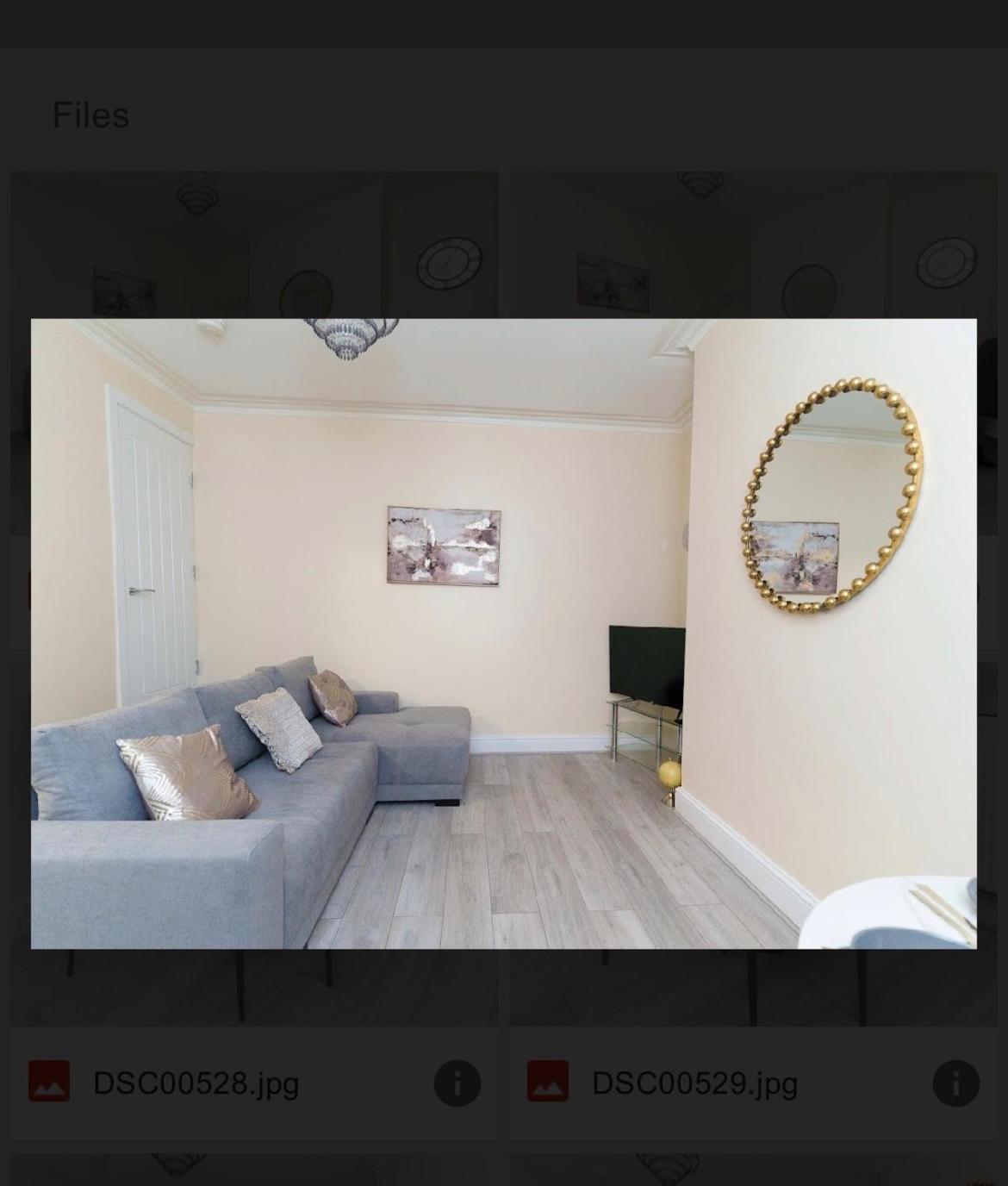 Apartment St House - Sleeps 8! *