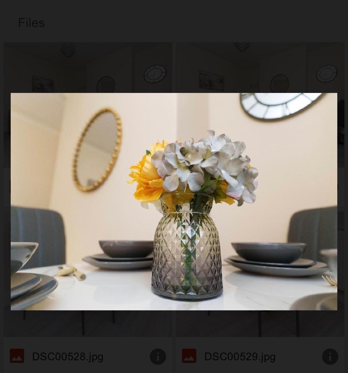 St House - Sleeps 8! * Leeds (West Yorkshire)