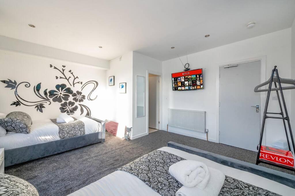 Apartment *372kr* For Your Relaxed & Cosy + Free Parking + Free Fast Wifi * Leeds (West Yorkshire)