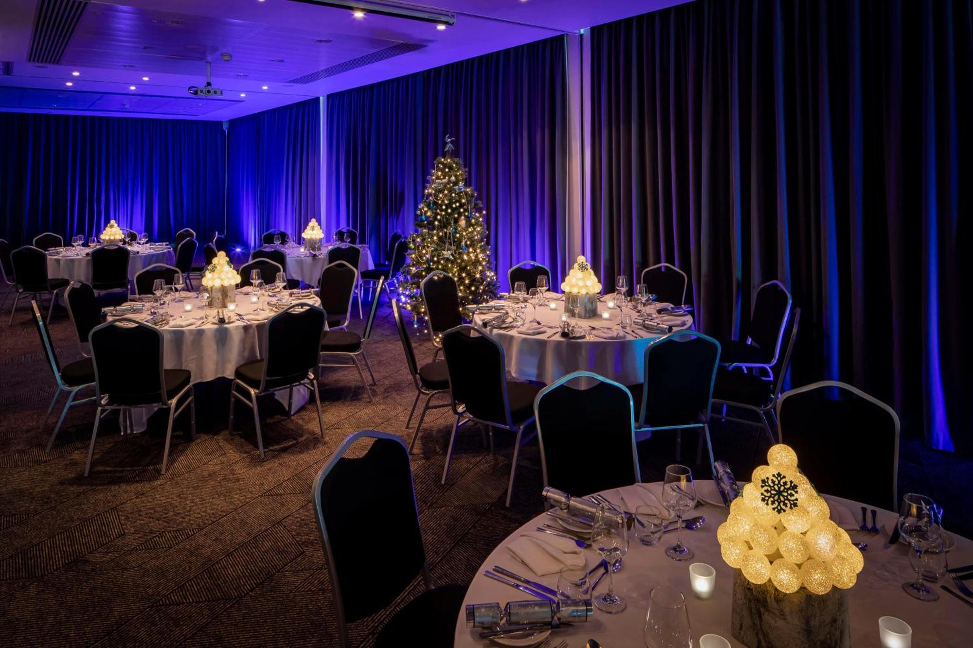 Doubletree By Hilton Leeds Hotel 4*